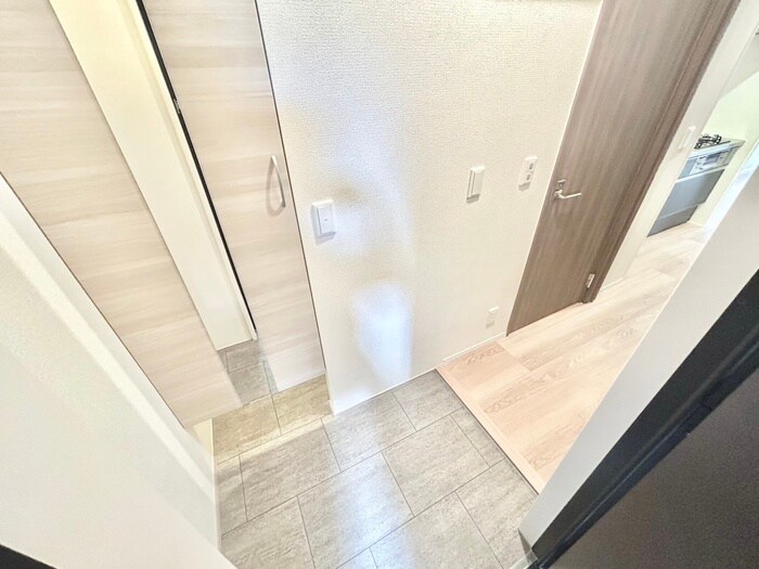 物件内観写真19　(玄関)