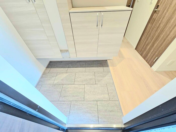 物件内観写真19　(玄関)