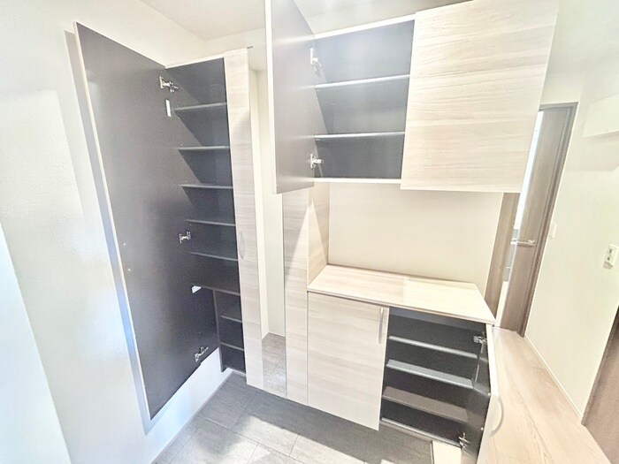 物件内観写真20　(靴箱)