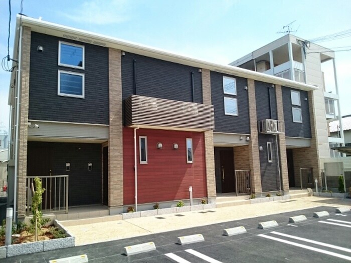 物件外観写真1　(外観写真)