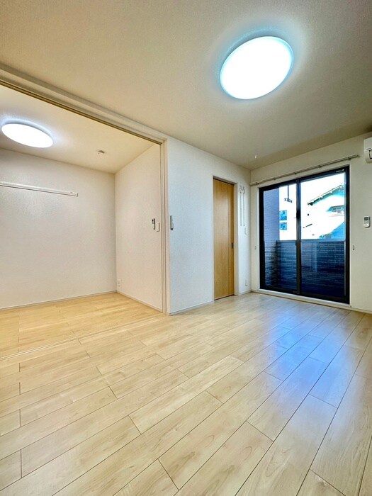 物件内観写真7　(居室)