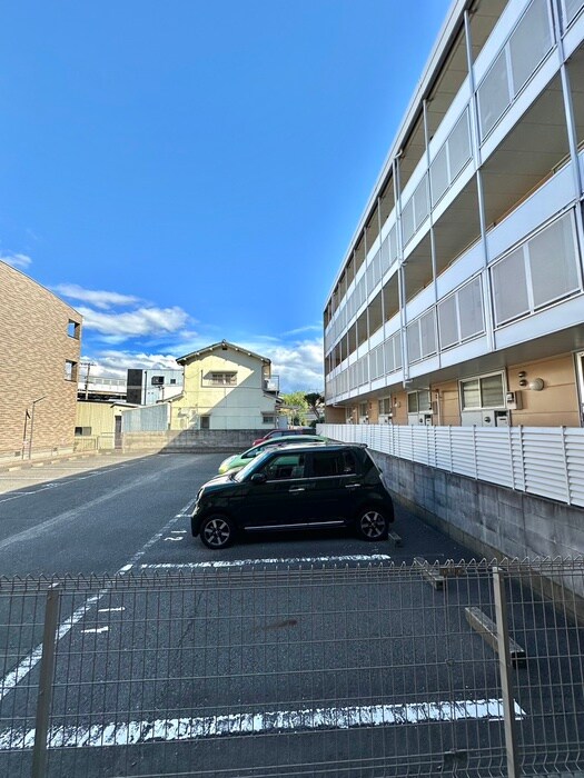 物件内観写真18　(室内からの展望)