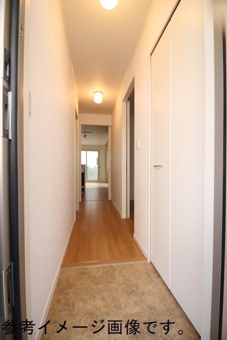 物件内観写真8　(廊下)
