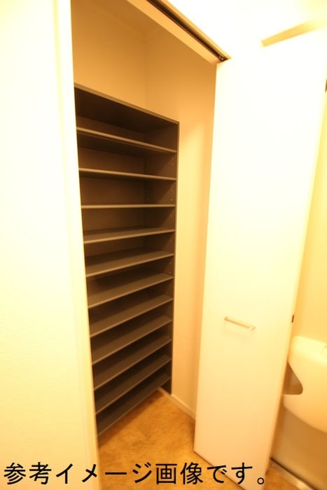 物件内観写真9　(廊下)