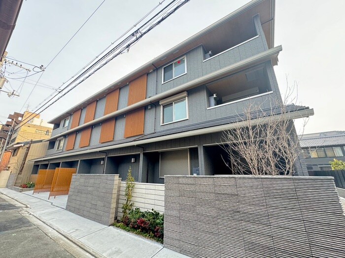 物件外観写真1　(外観写真)