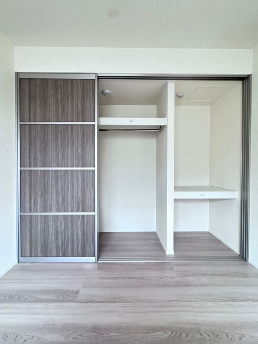 物件内観写真13　(収納)