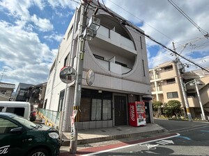 メイビ・I外観写真