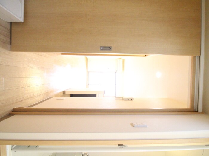 物件内観写真18　(廊下)