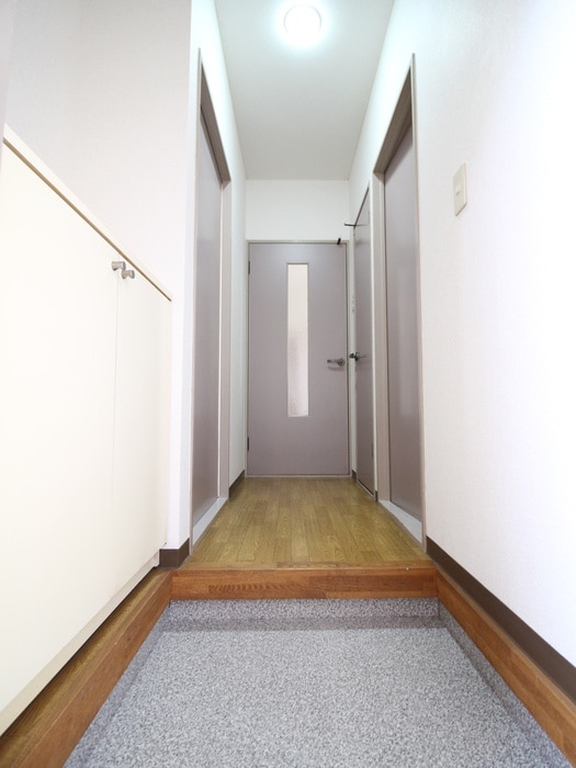 物件内観写真19　(玄関)