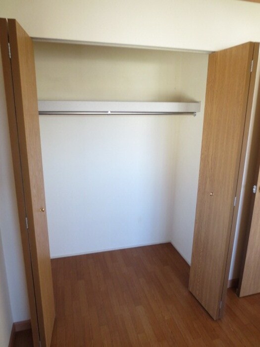物件内観写真11　(収納)