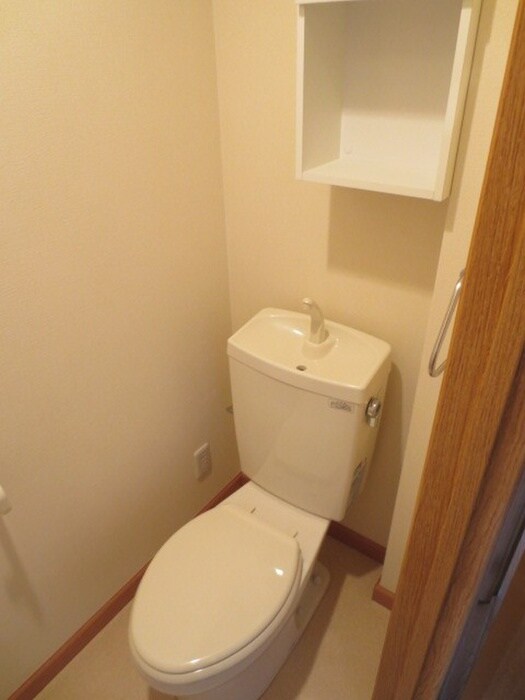 物件内観写真15　(トイレ)