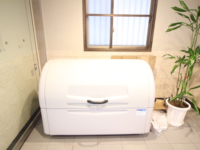 物件外観写真4　(建物設備)