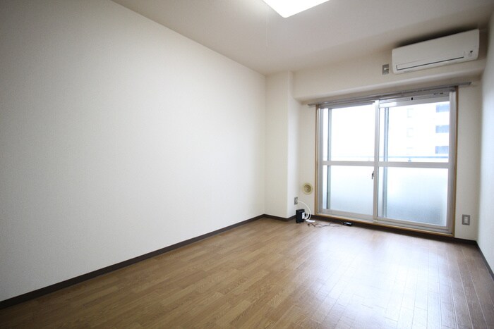 物件内観写真14　(居室)