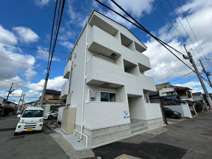 物件外観写真1　(外観写真)