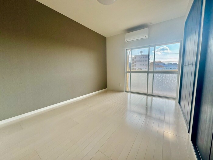 物件内観写真5　(居室)