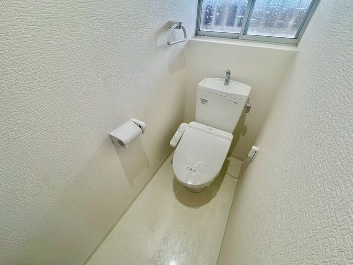 物件内観写真9　(トイレ)