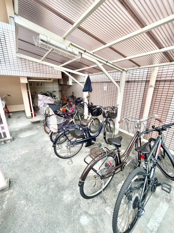 駐輪場