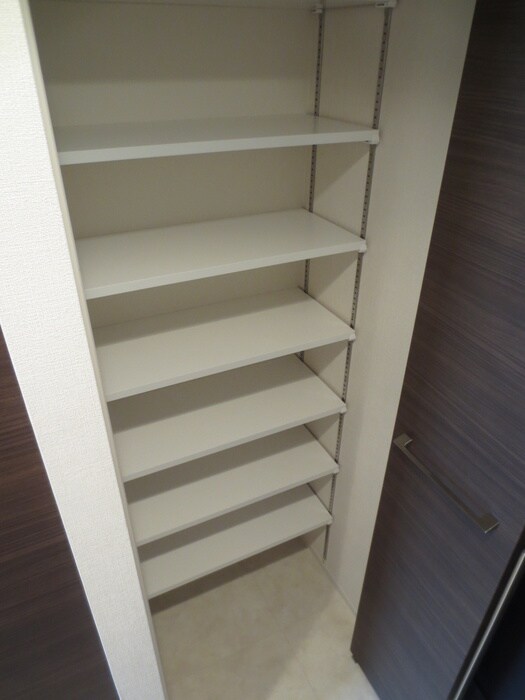 物件内観写真17　(靴箱)