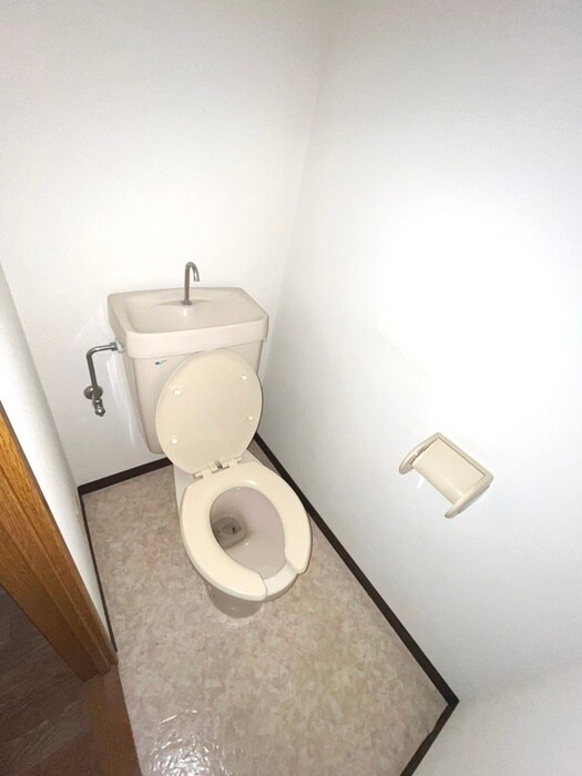 物件内観写真10　(トイレ)