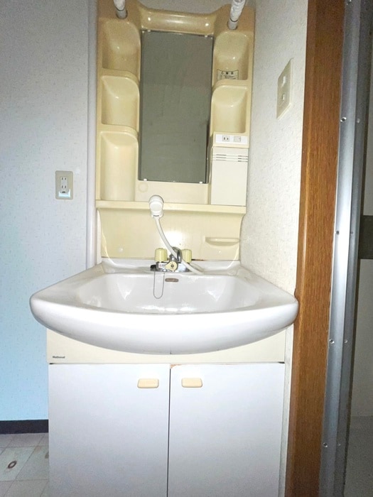 物件内観写真11　(洗面)