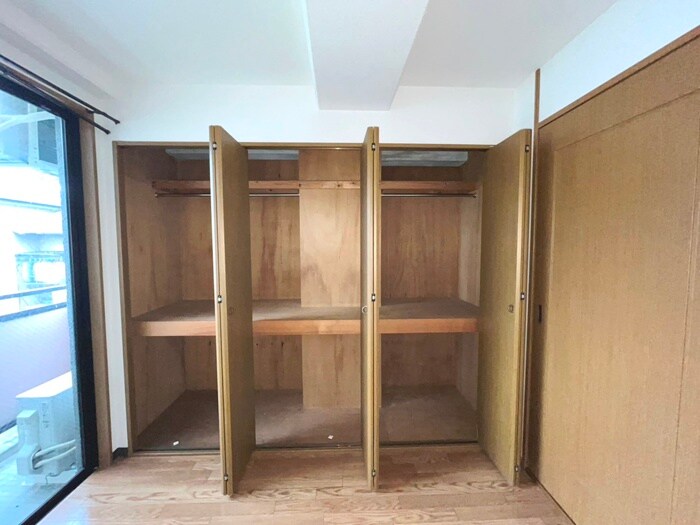 物件内観写真13　(収納)