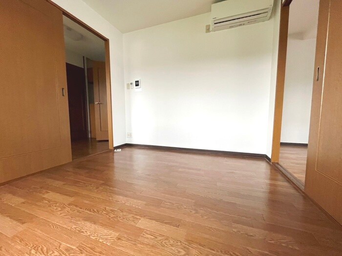 物件内観写真14　(居室)