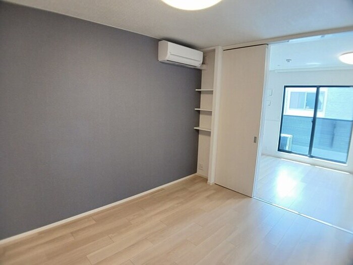 物件内観写真4　(居室)