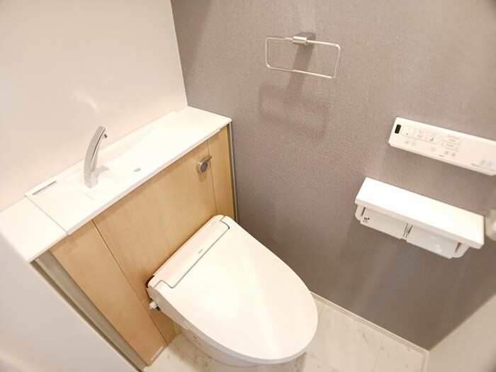 物件内観写真10　(トイレ)