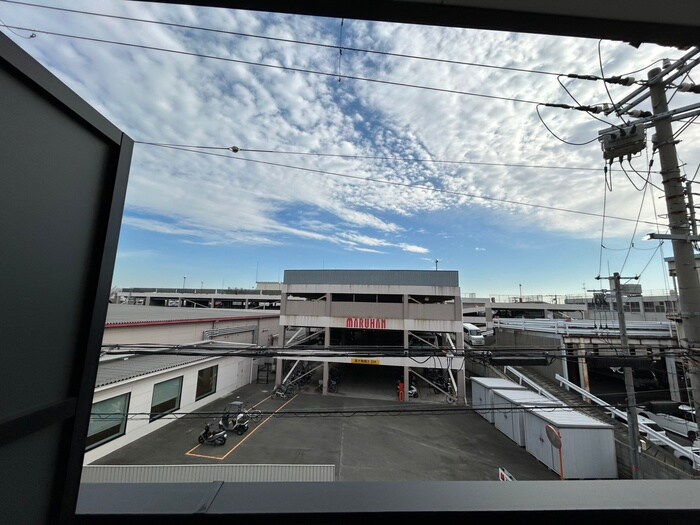 物件内観写真14　(室内からの展望)