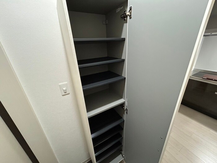 物件内観写真15　(靴箱)