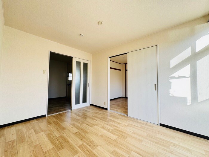 物件内観写真7　(居室)