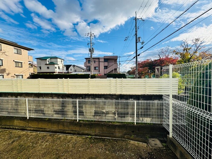 物件内観写真15　(室内からの展望)