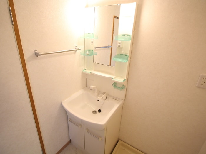 物件内観写真13　(洗面)