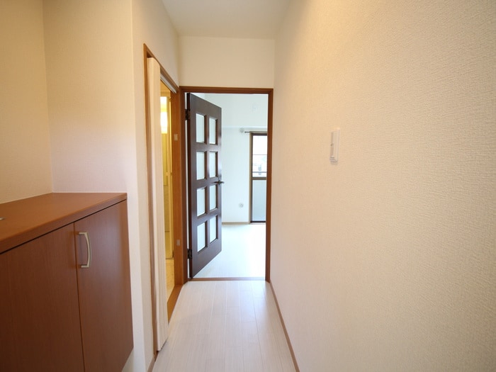 物件内観写真19　(廊下)