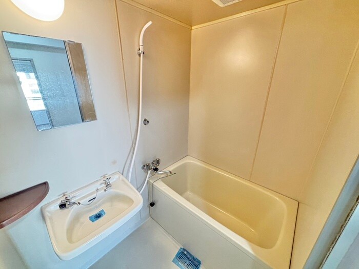 物件内観写真10　(バス／シャワールーム等)