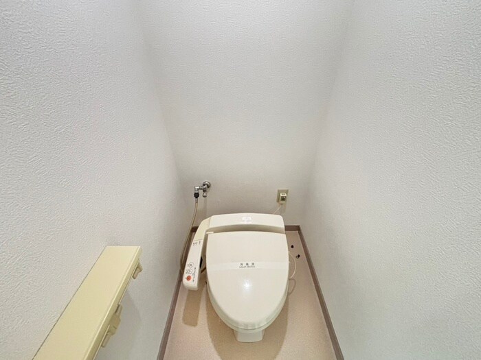 物件内観写真12　(トイレ)