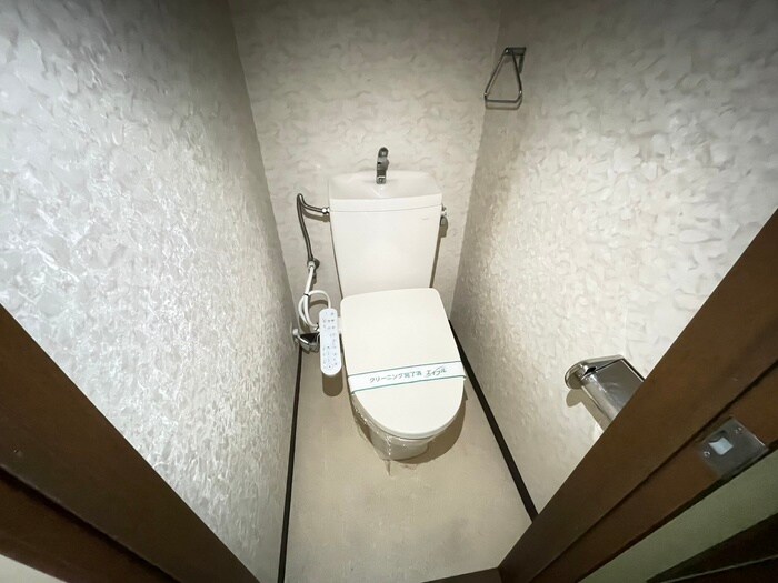 物件内観写真12　(トイレ)