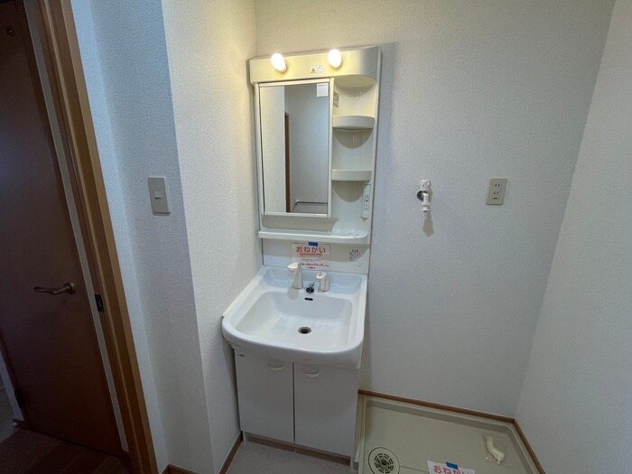 物件内観写真10　(洗面)