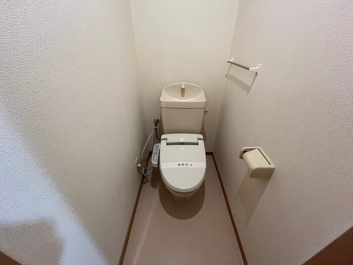 物件内観写真11　(トイレ)