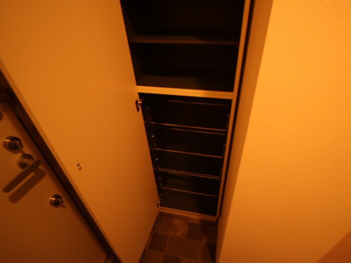 物件内観写真17　(靴箱)