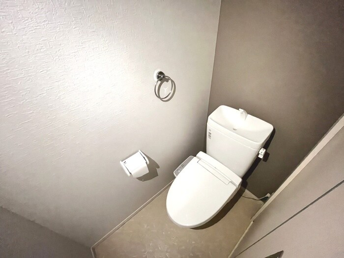 物件内観写真15　(トイレ)