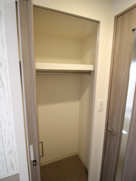 物件内観写真11　(収納)