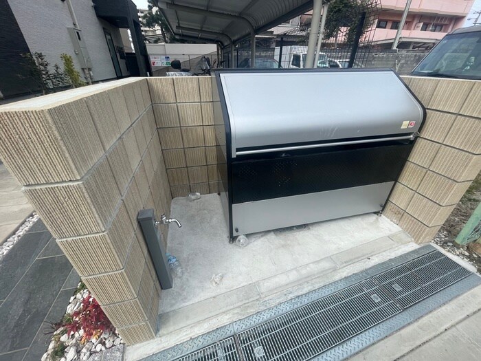 物件外観写真4　(建物設備)