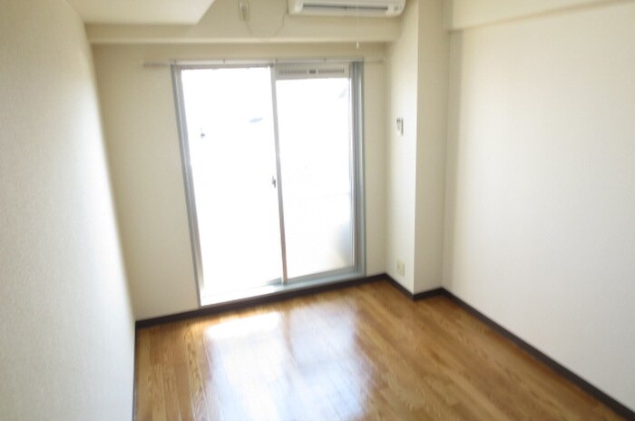 物件内観写真11　(居室)