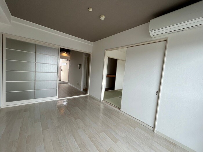 物件内観写真18　(居室)