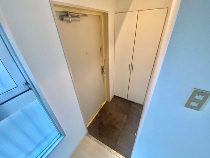 物件内観写真19　(玄関)