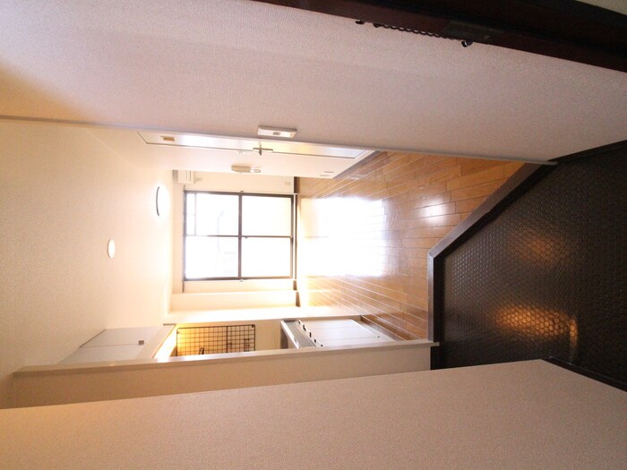 物件内観写真18　(廊下)