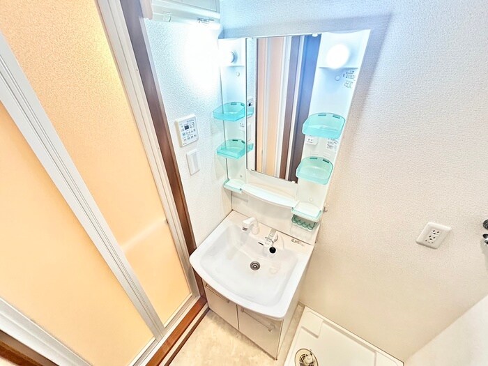 物件内観写真14　(洗面)