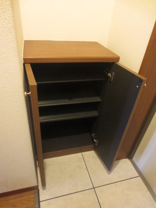 物件内観写真14　(靴箱)