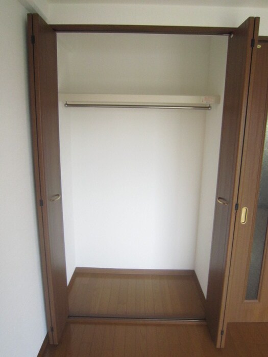 物件内観写真18　(収納)